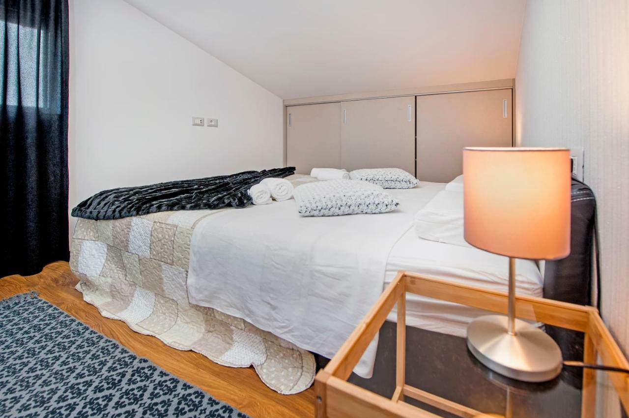 Lakovich Sea View Apartments Rovinj Kültér fotó