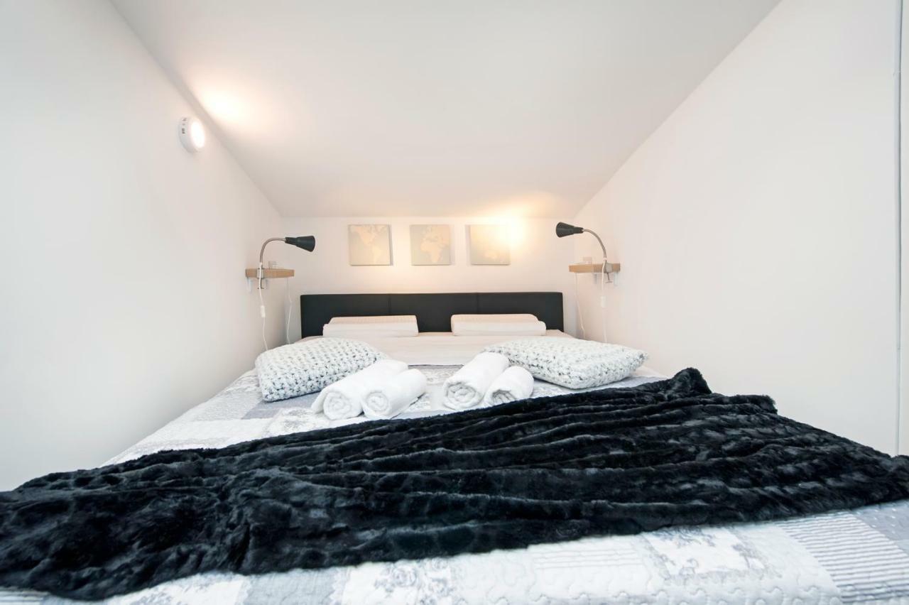 Lakovich Sea View Apartments Rovinj Kültér fotó